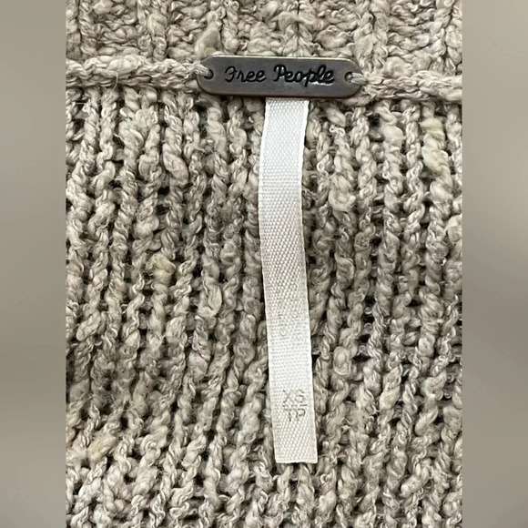 FREE PEOPLE Cross My Heart Cable Knit Sweater XS - Picture 9 of 13
